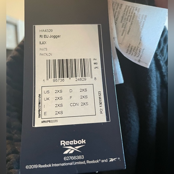 Reebok Black Jogger Pants - Picture 3 of 5